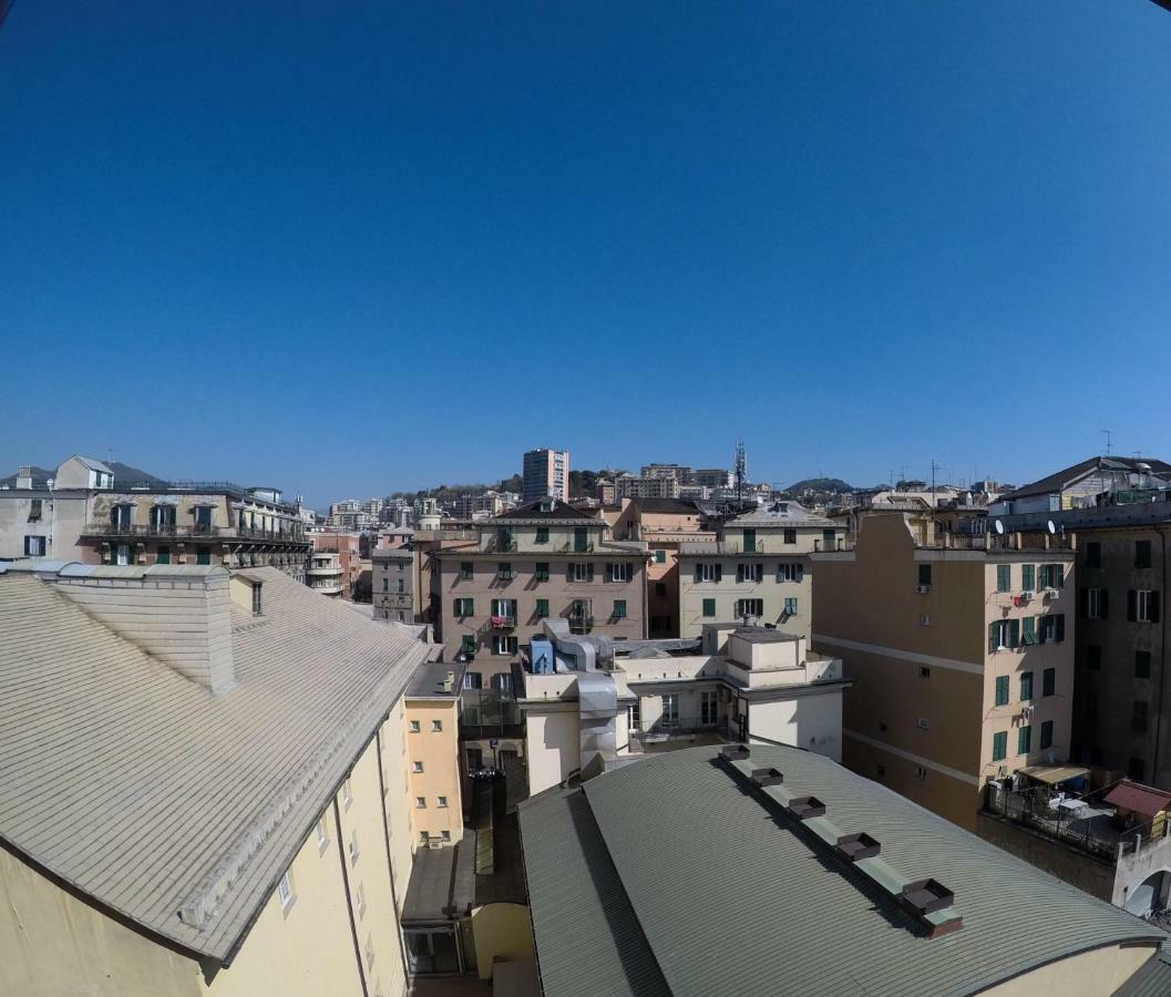 Dietro Il Teatro Modena Генуя Экстерьер фото